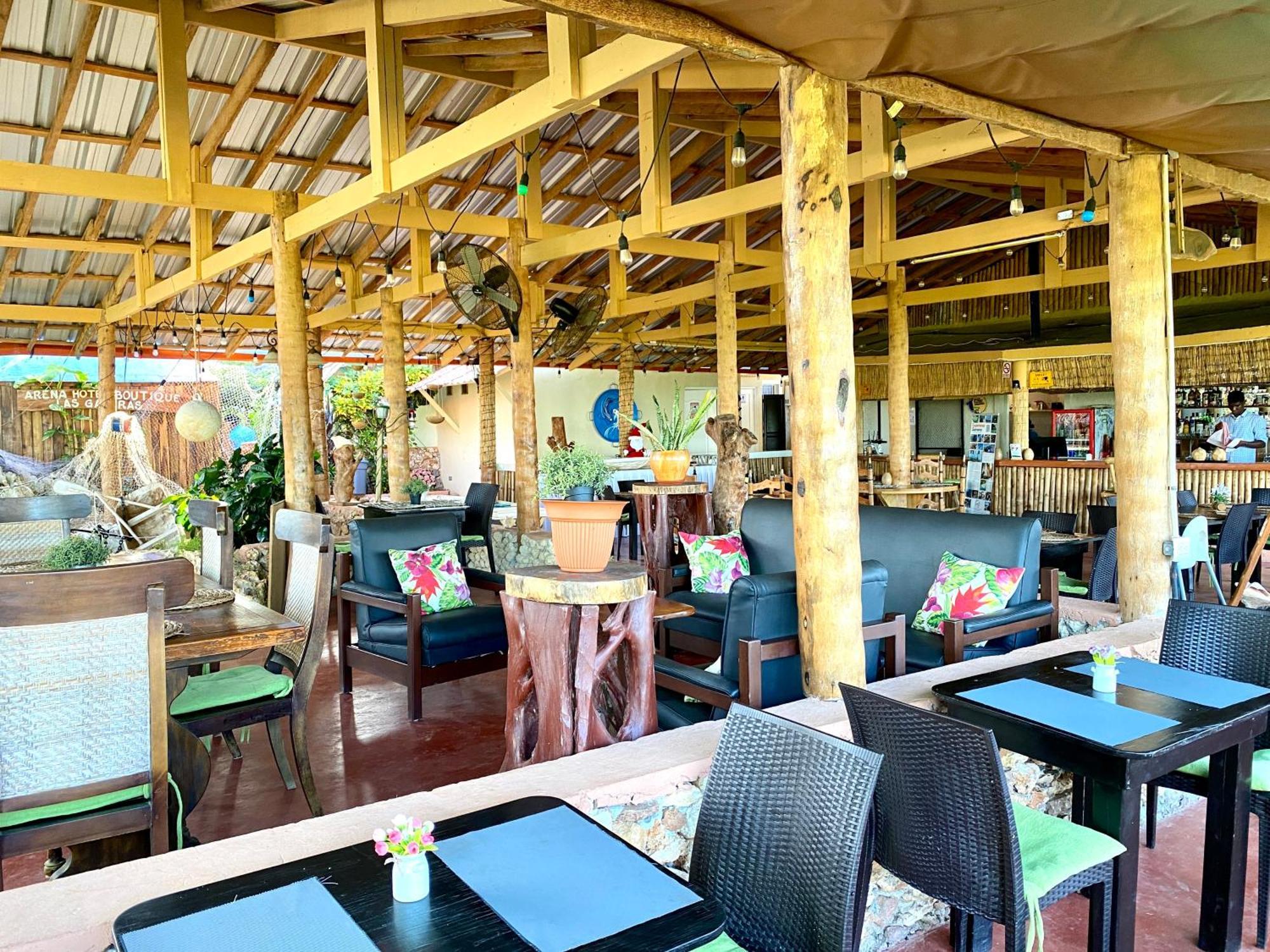 Arena Oceanview Hotel & La Terraza Restaurant 拉斯加勒拉斯 外观 照片