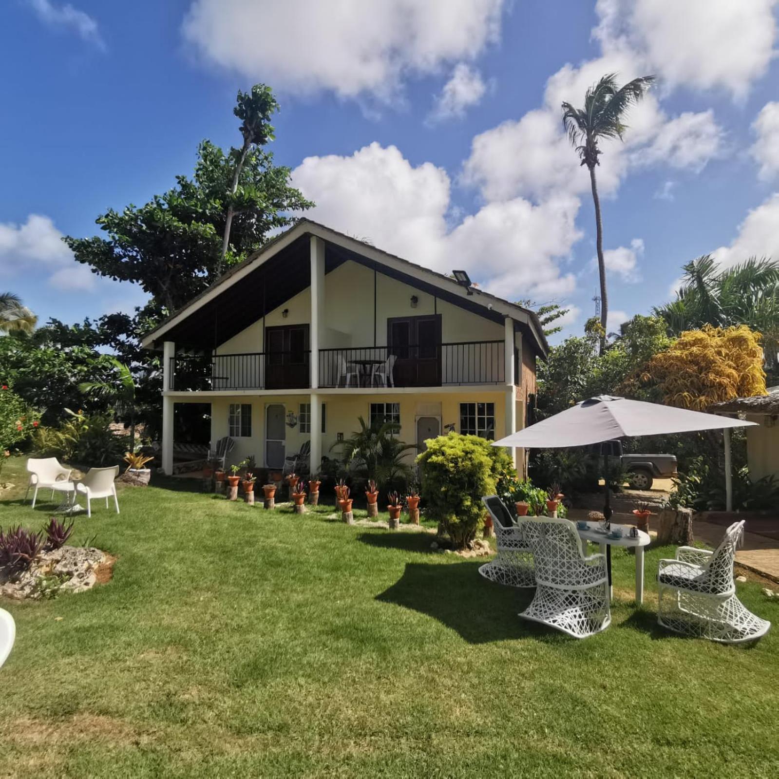 Arena Oceanview Hotel & La Terraza Restaurant 拉斯加勒拉斯 外观 照片
